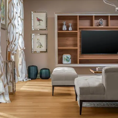 Vila Vabriga Sleeps 10 With Pool Air Con And Wifi *