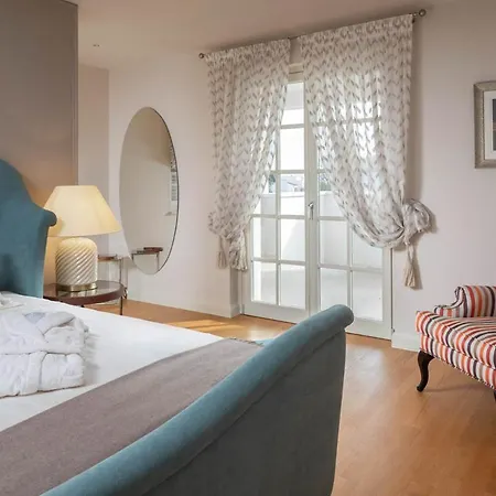 Vila Vabriga Sleeps 10 With Pool Air Con And Wifi *